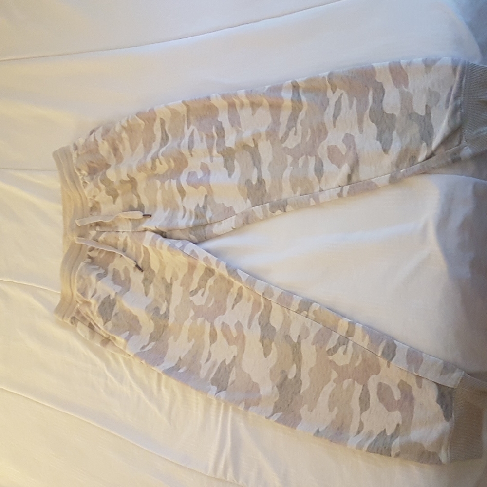 Jogging pants